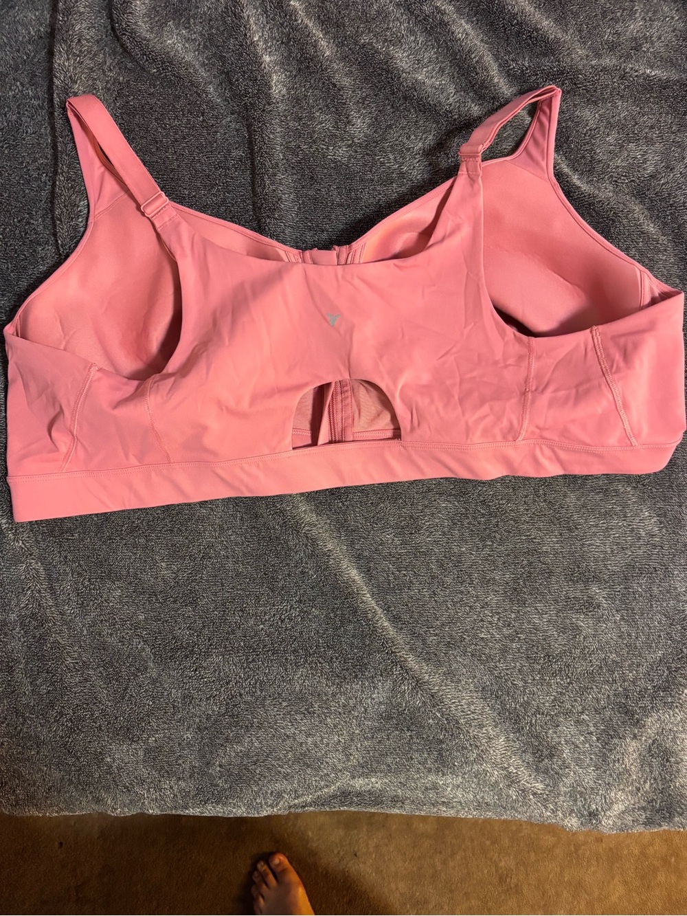 Old Navy pink sports bra brand new